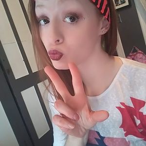 Meet your Posher, Jade